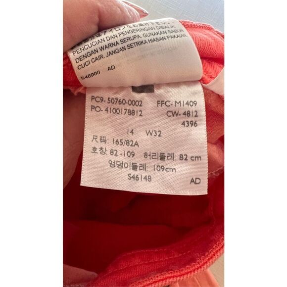 Levi's Women's Mid-Rise Skinny Colored Stretch Casual Jeans in Coral Size 32 - Picture 13 of 13